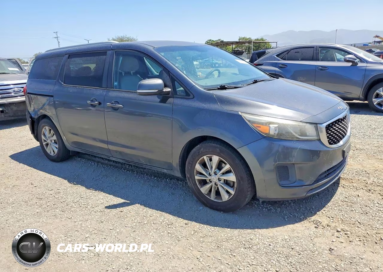 2015 Kia Sedona Lx VIN:KNDMB5C19F6061317 - 4