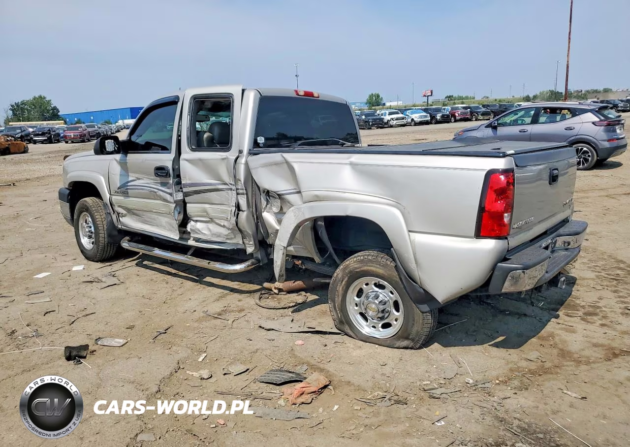 2005 Chevrolet Silverado C2500 Heavy Duty VIN:1GCHC29U35E102186 - 2