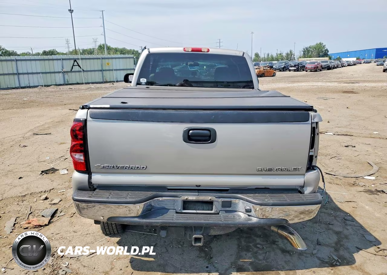 2005 Chevrolet Silverado C2500 Heavy Duty VIN:1GCHC29U35E102186 - 6