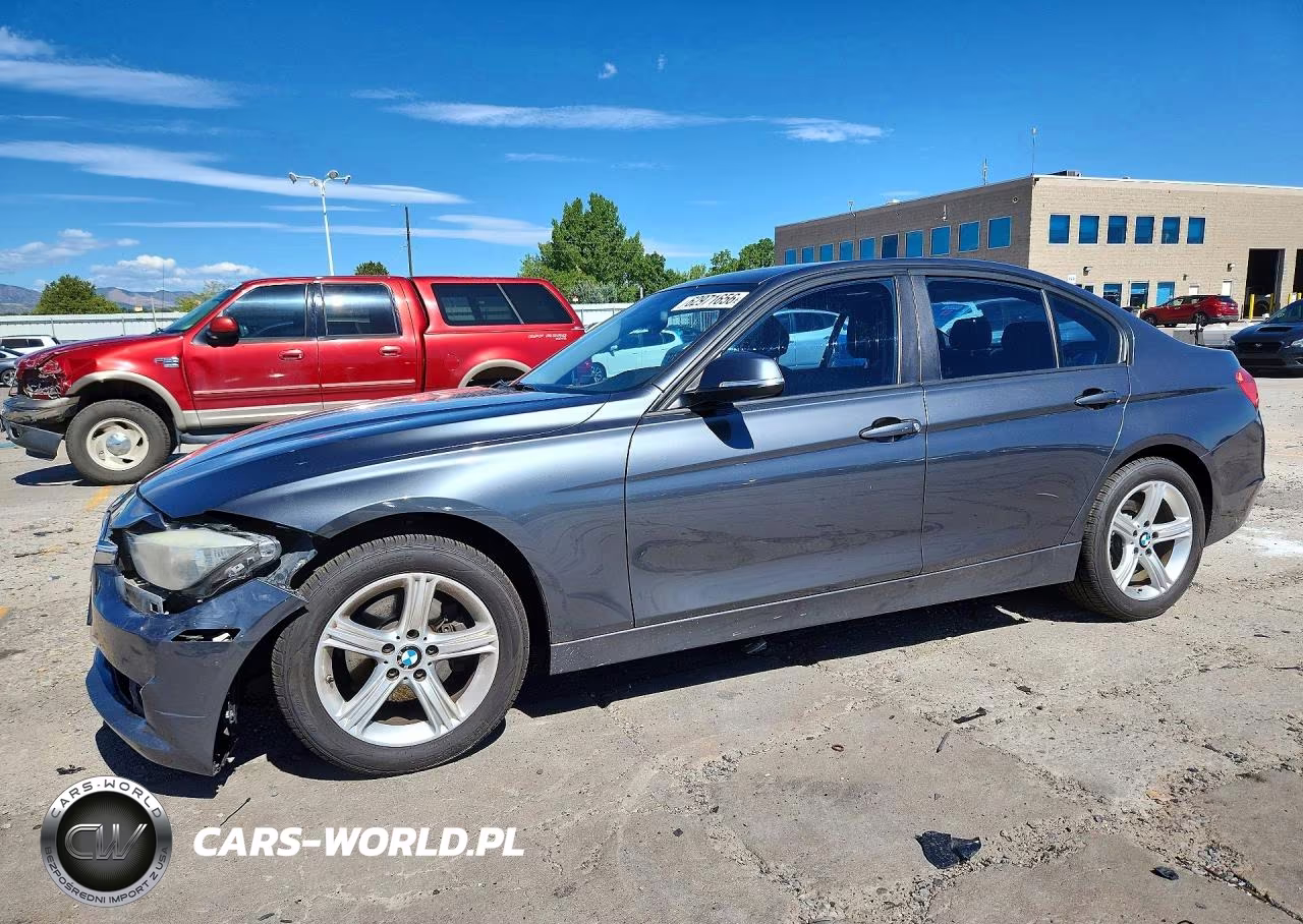 2013 BMW 328 Xi – zdjęcie 1 z 13