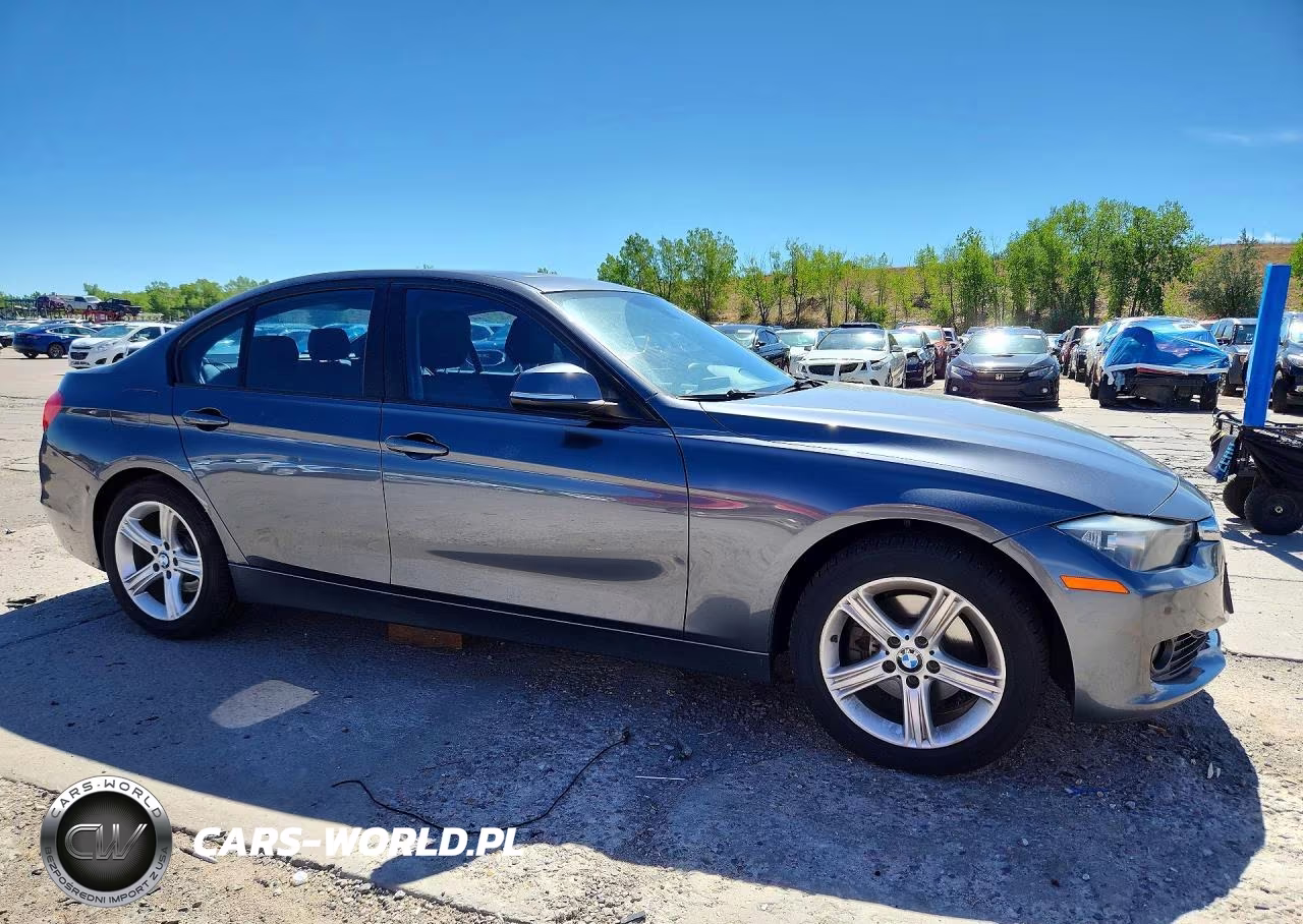 2013 BMW 328 Xi VIN:WBA3B3G54DNR79716 - 4