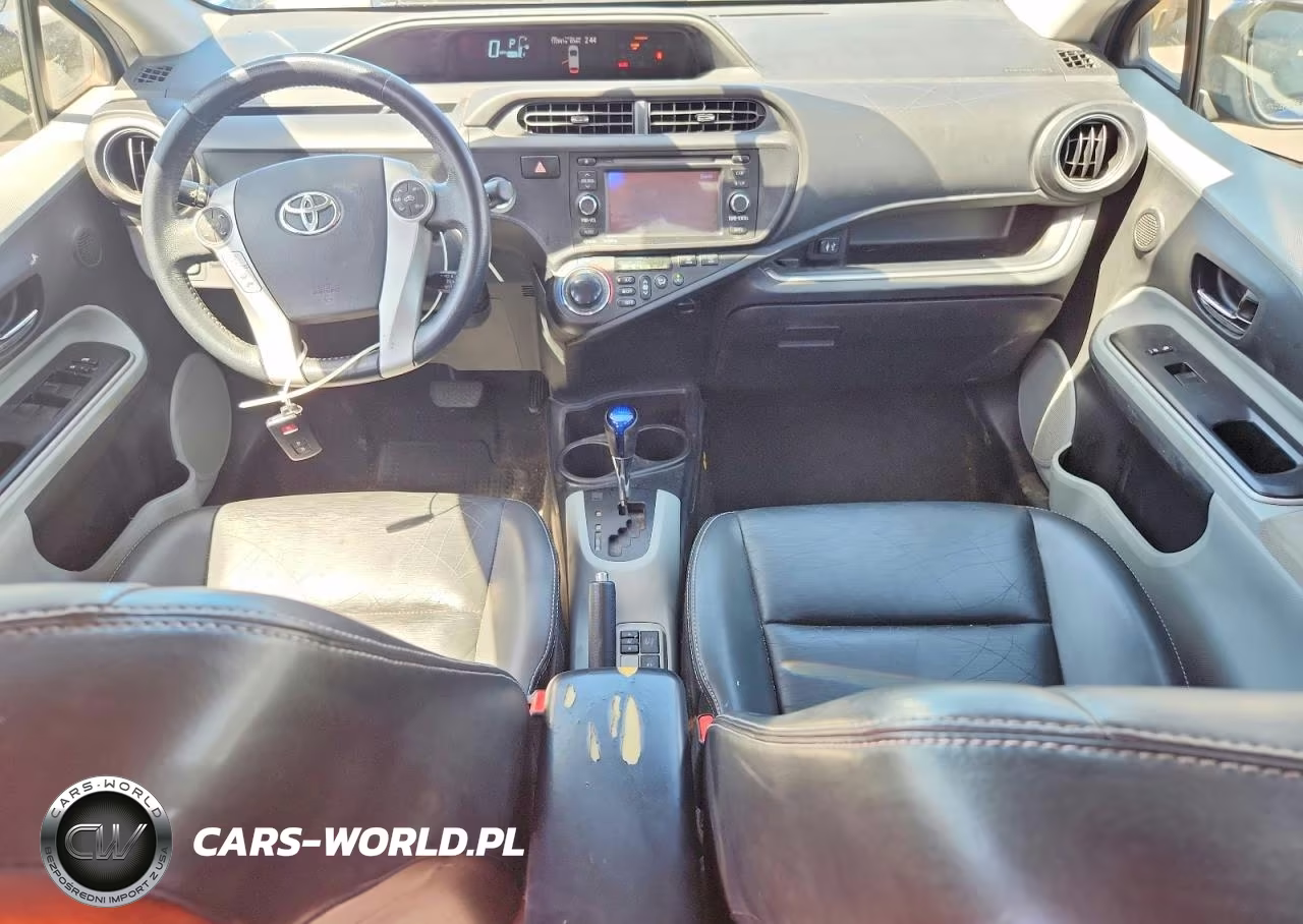 2014 Toyota Prius C Four VIN:JTDKDTB35E1066826 - 8