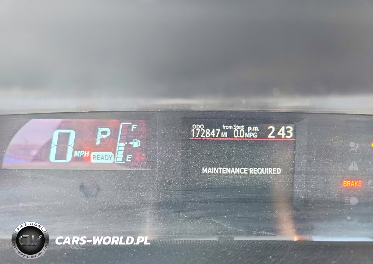 2014 Toyota Prius C Four VIN:JTDKDTB35E1066826 - 9