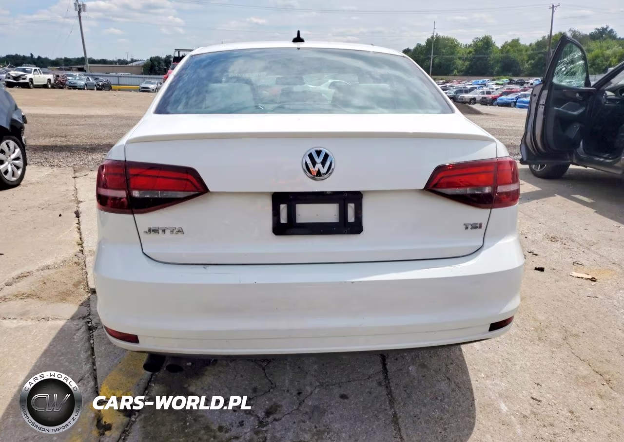 2016 Volkswagen Jetta Sport VIN:3VWD17AJ7GM370000 - 6
