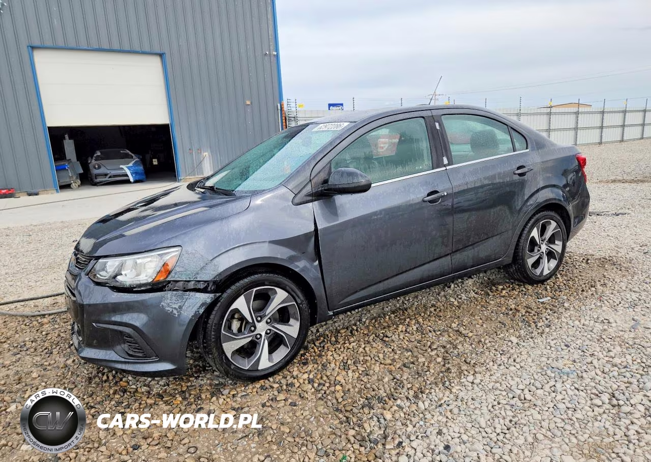 2020 Chevrolet Sonic Premier – zdjęcie 1 z 12