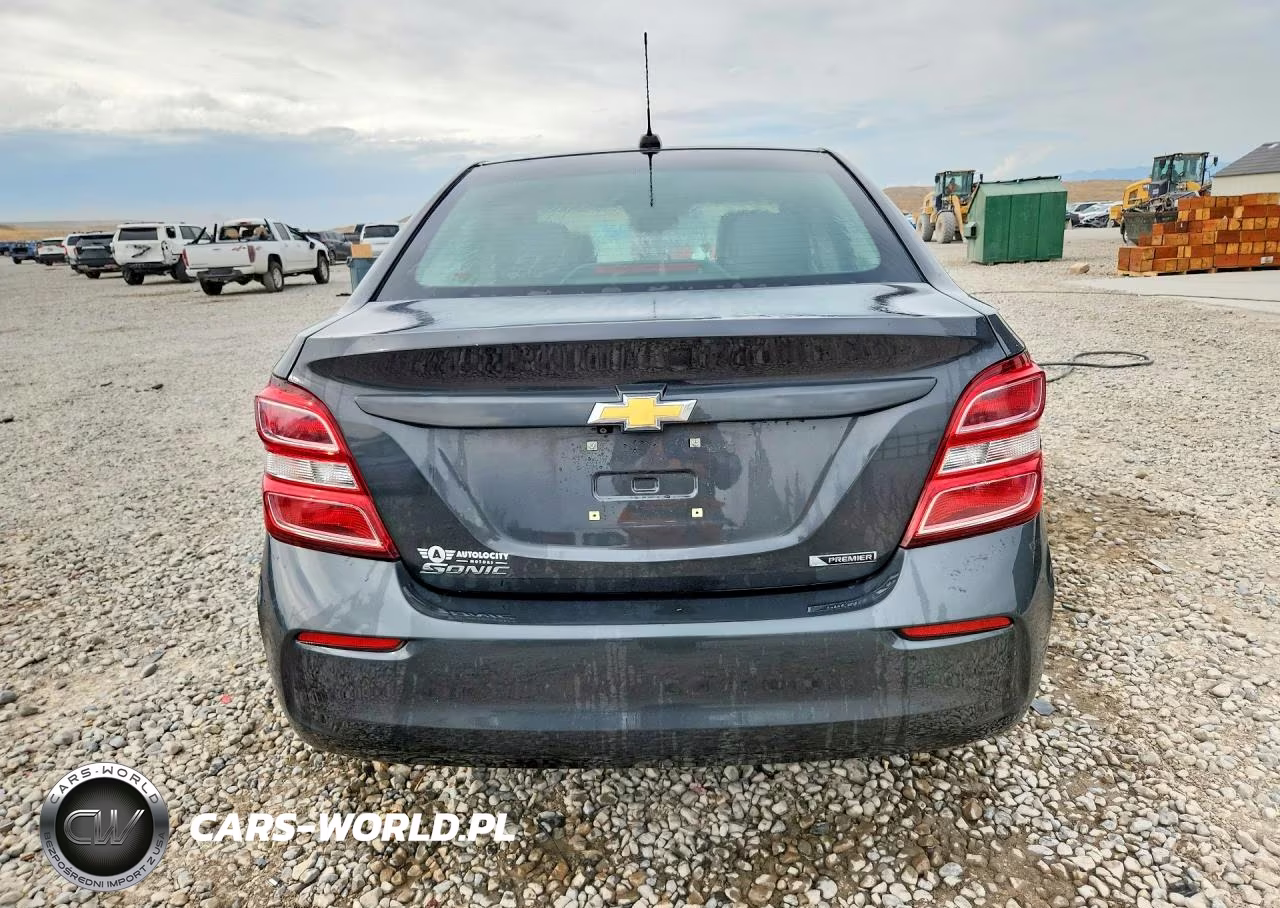 2020 Chevrolet Sonic Premier VIN:1G1JF5SB6L4119708 - 6