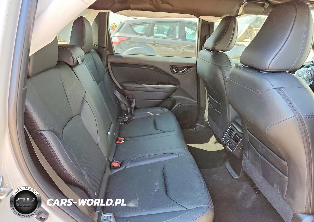 2025 Subaru Forester Limited VIN:JF2SLSRD4SH408413 - 11