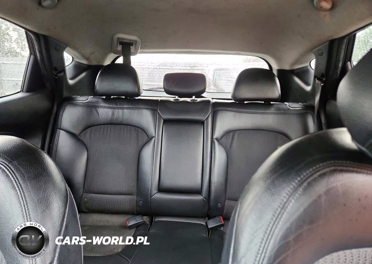 2010 Hyundai Tucson Gls VIN:KM8JUCAC3AU084520 - 10