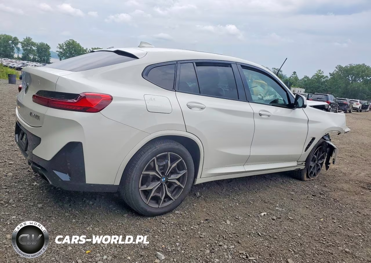 2023 BMW X4 xDrive30I VIN:5UX33DT09P9N64614 - 3