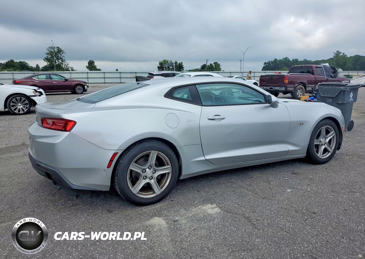 2017 Chevrolet Camaro Lt VIN:1G1FB1RX6H0122876 - 3