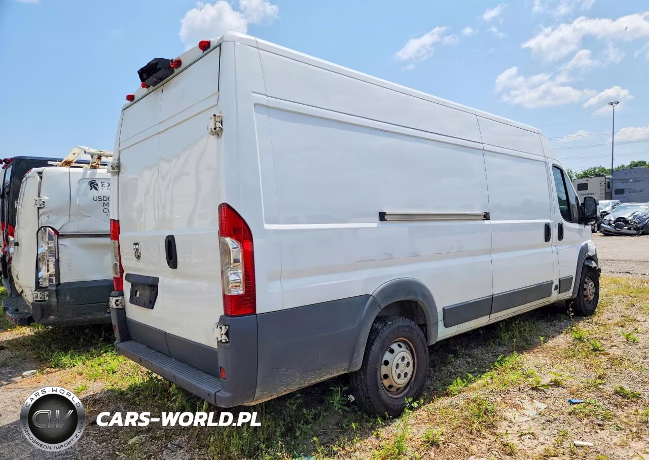 2018 Ram Promaster 3500 Delivery Van VIN:3C6URVJG1JE135651 - 3
