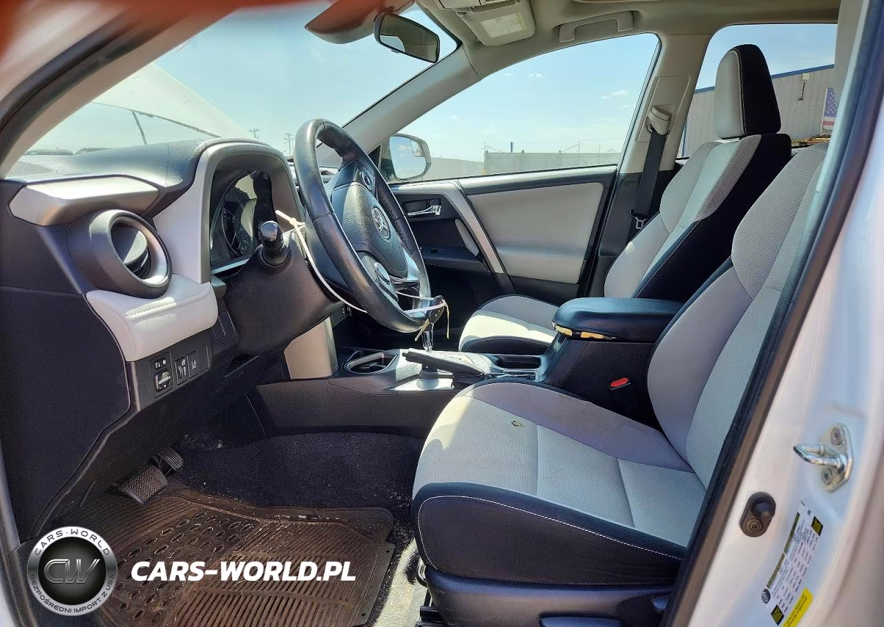 2018 Toyota Rav4 Xle VIN:2T3WFREV0JW411946 - 7