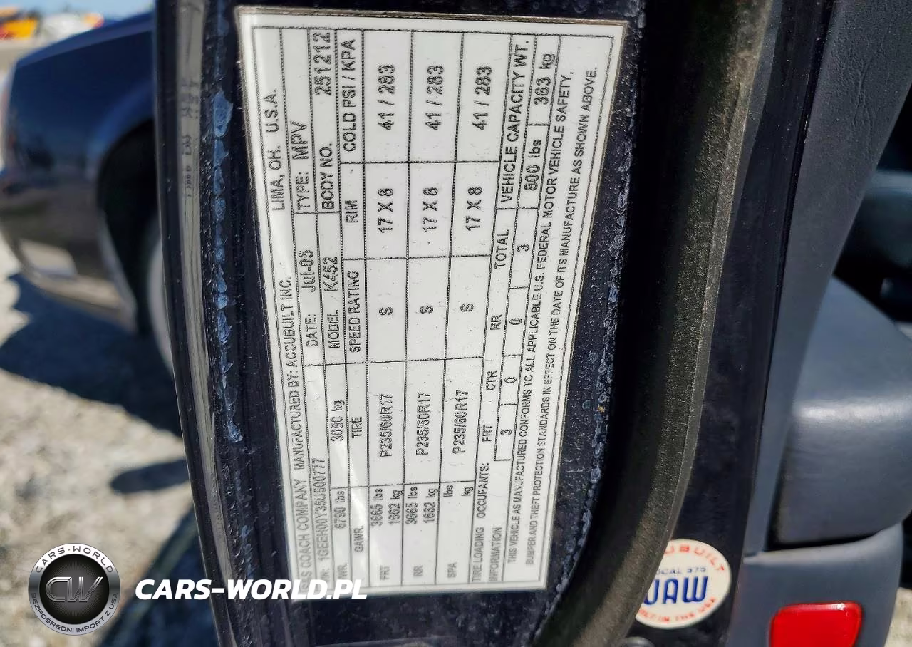 2005 Cadillac Commercial Chassis VIN:1GEEH00Y35U500777 - 13