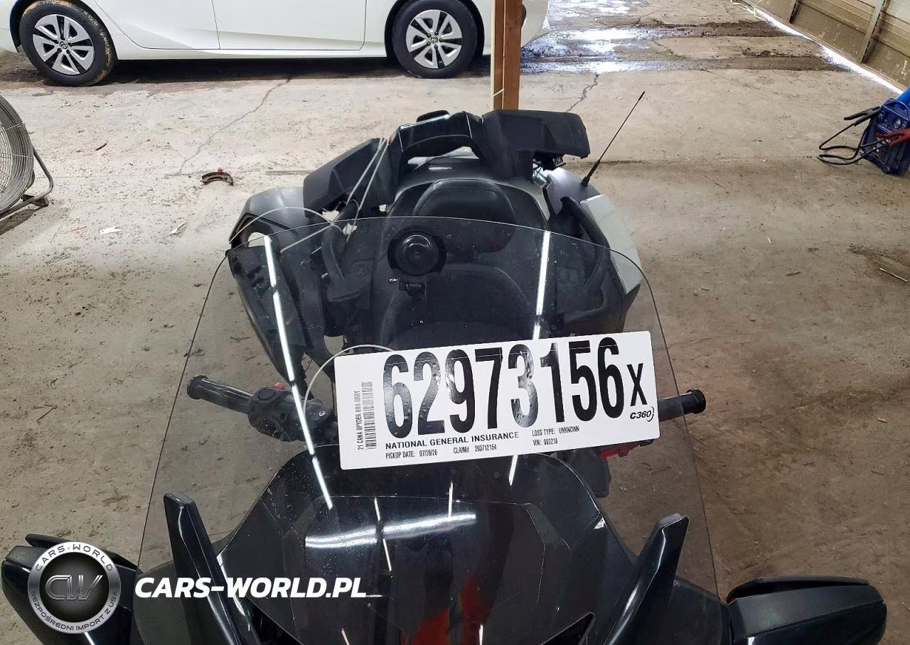 2021 Can-Am Spyder Roadster Rt VIN:2BXNBDD2XMV003218 - 5