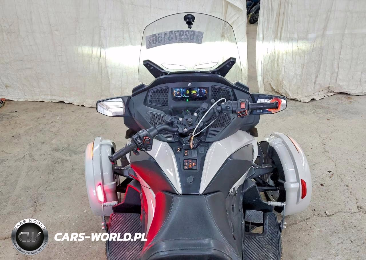 2021 Can-Am Spyder Roadster Rt VIN:2BXNBDD2XMV003218 - 6