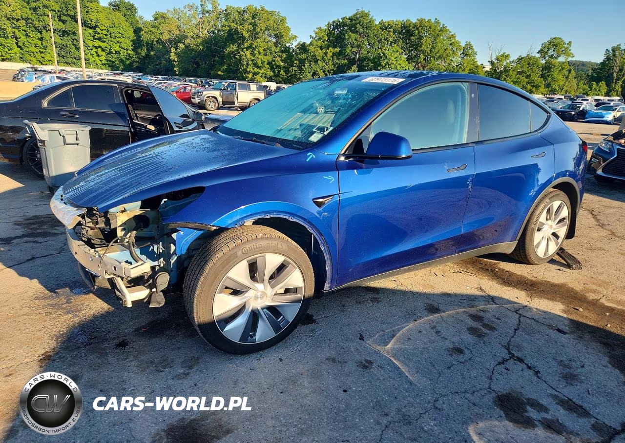 2021 Tesla Model Y – zdjęcie 1 z 13