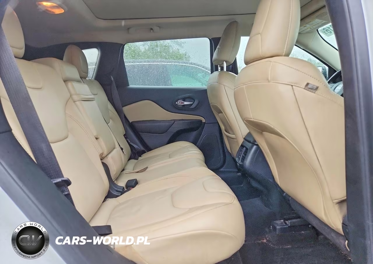 2015 Jeep Cherokee Limited VIN:1C4PJMDS5FW647322 - 11