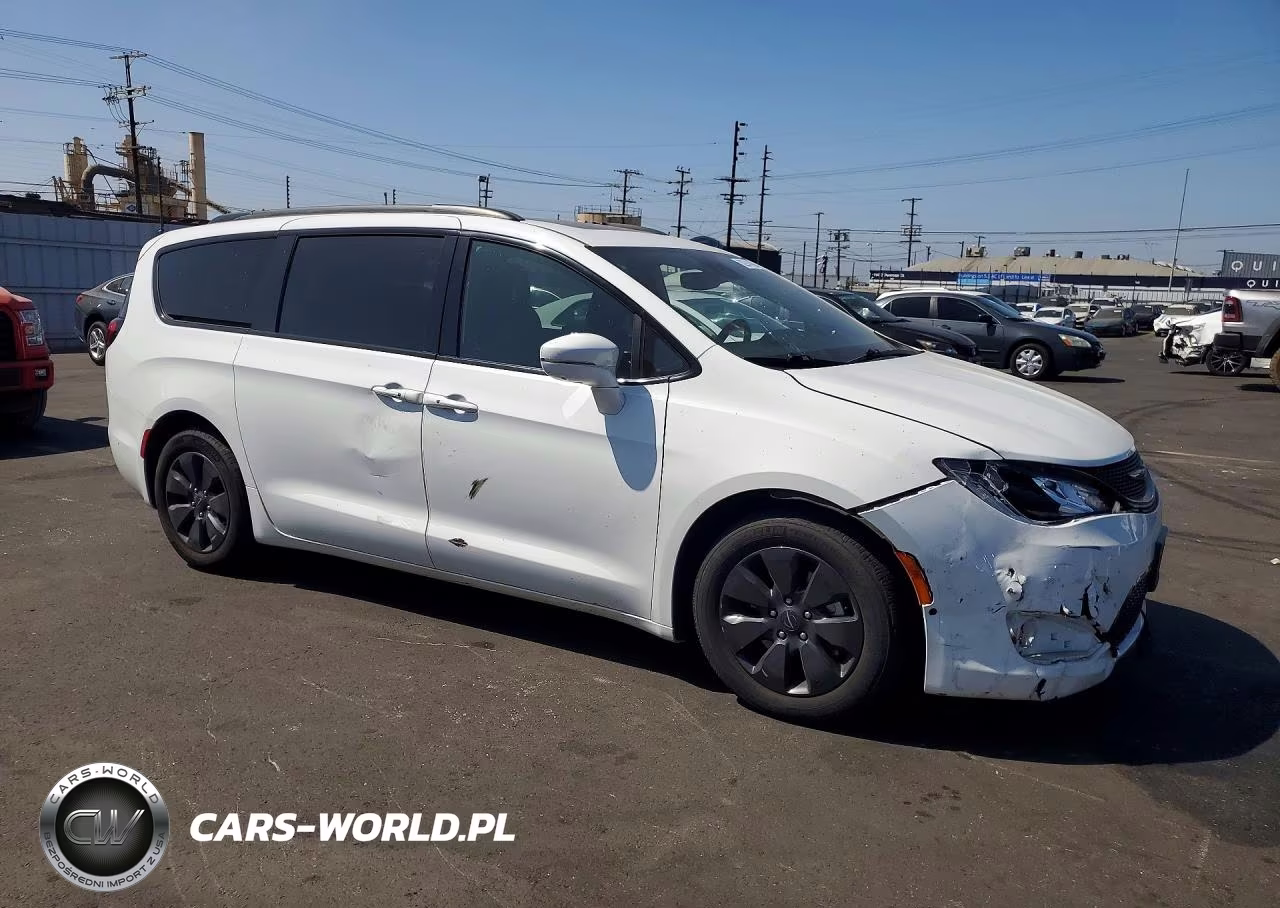 2020 Chrysler Pacifica Hybrid Limited VIN:2C4RC1N78LR263292 - 4