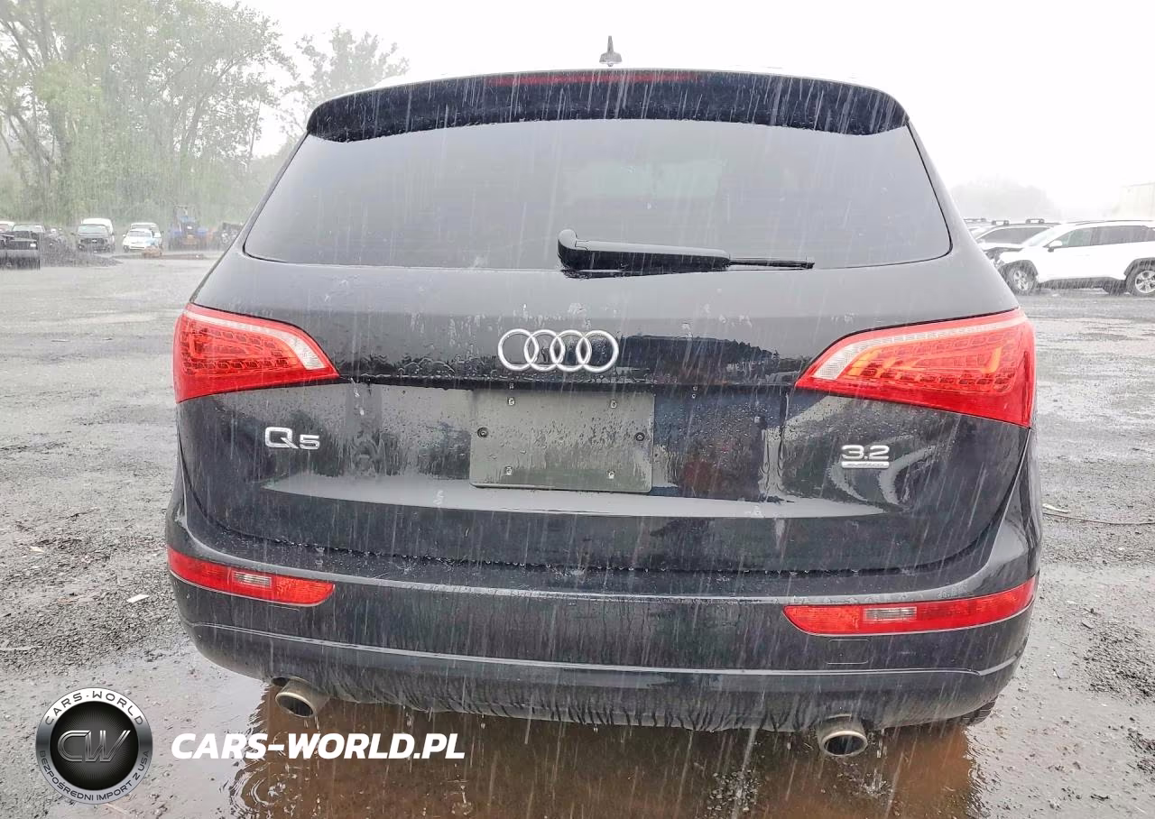 2010 Audi Q5 Premium Plus VIN:WA1LKAFP7AA103021 - 6