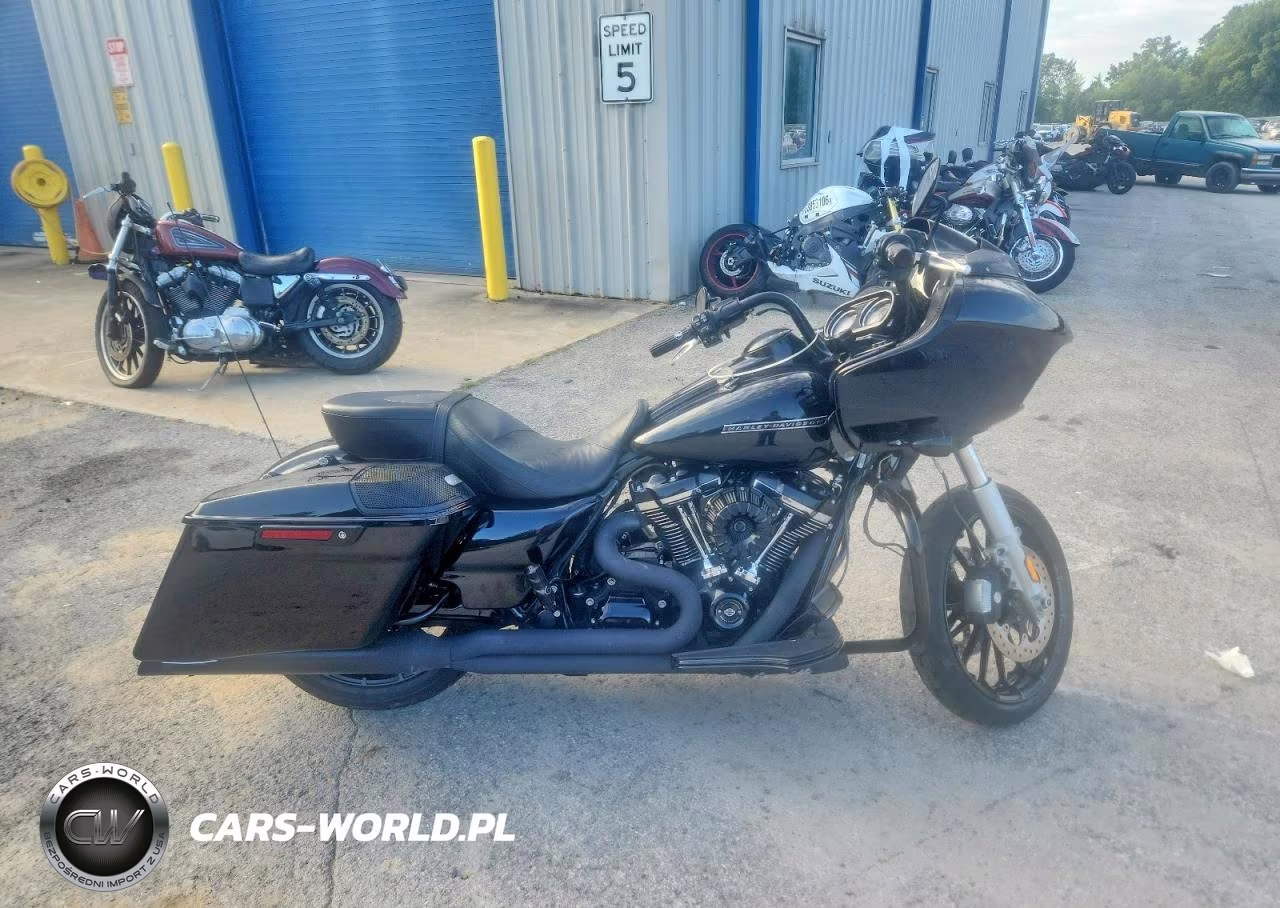 2018 Harley-Davidson Fltrxs Road Glide Special