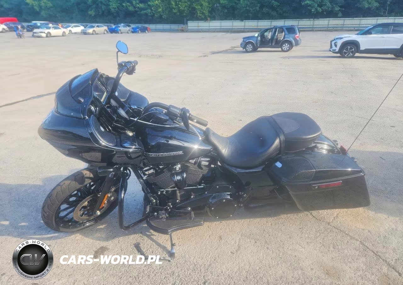 2018 Harley-Davidson Fltrxs Road Glide Special VIN:1HD1KTC12JB661666 - 3