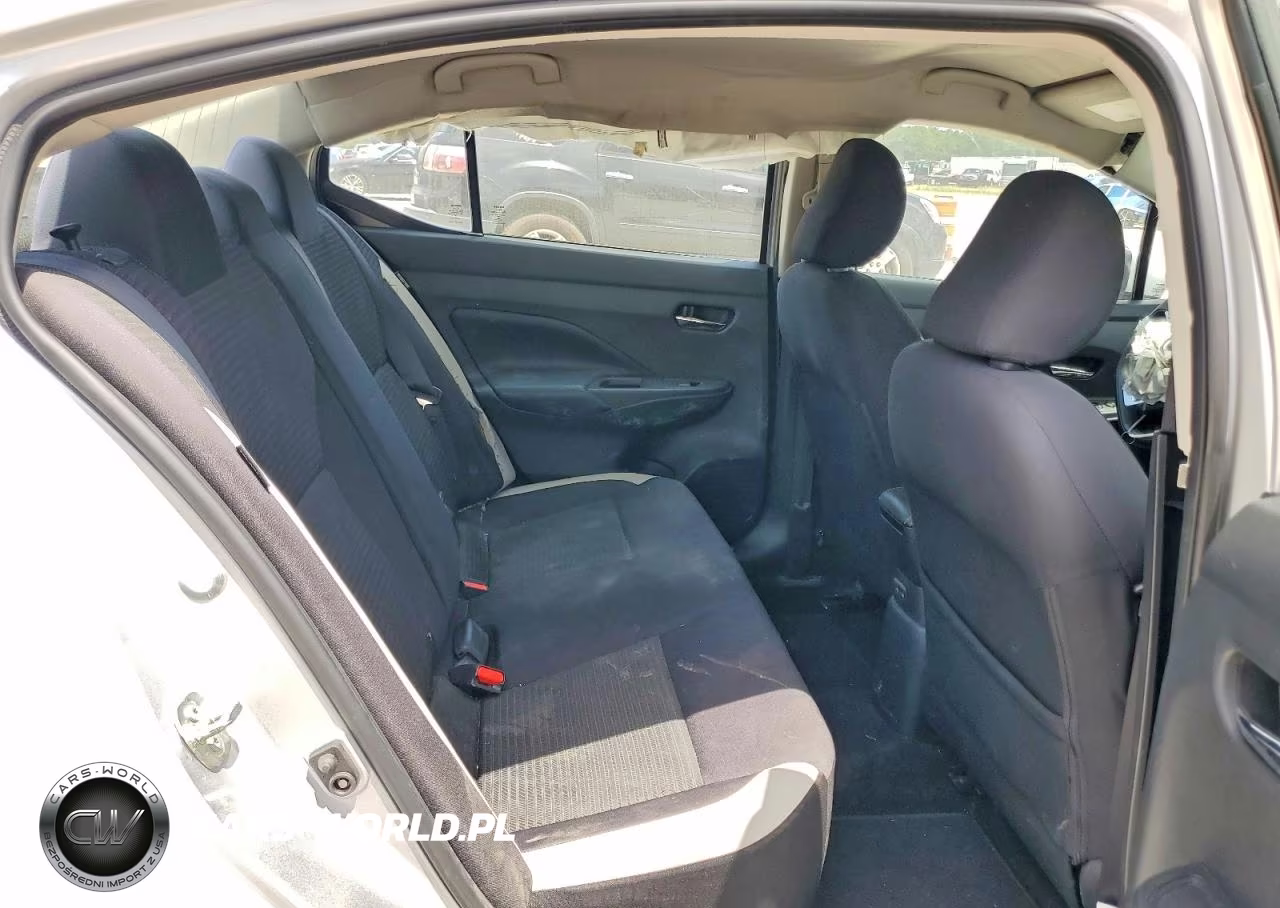 2020 Nissan Versa Sv VIN:3N1CN8EV6LL812821 - 10