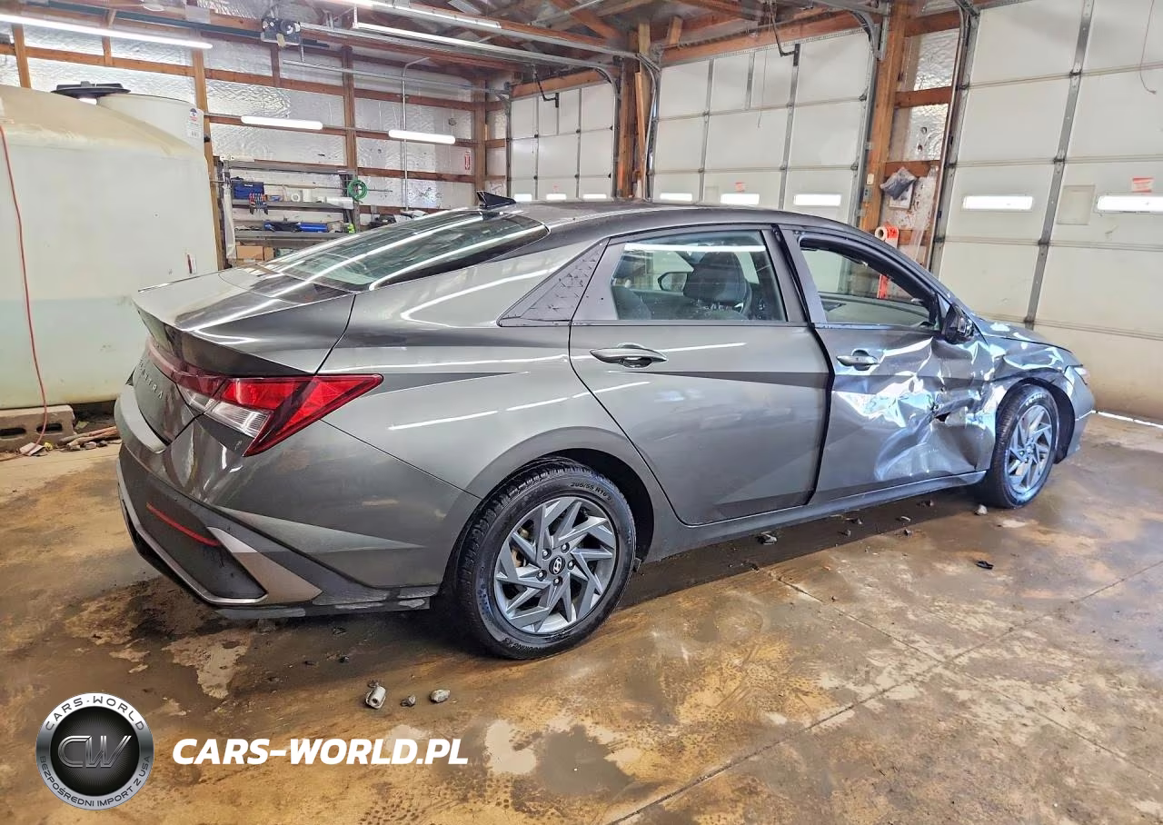 2024 Hyundai Elantra Sel VIN:KMHLM4DG3RU776947 - 3