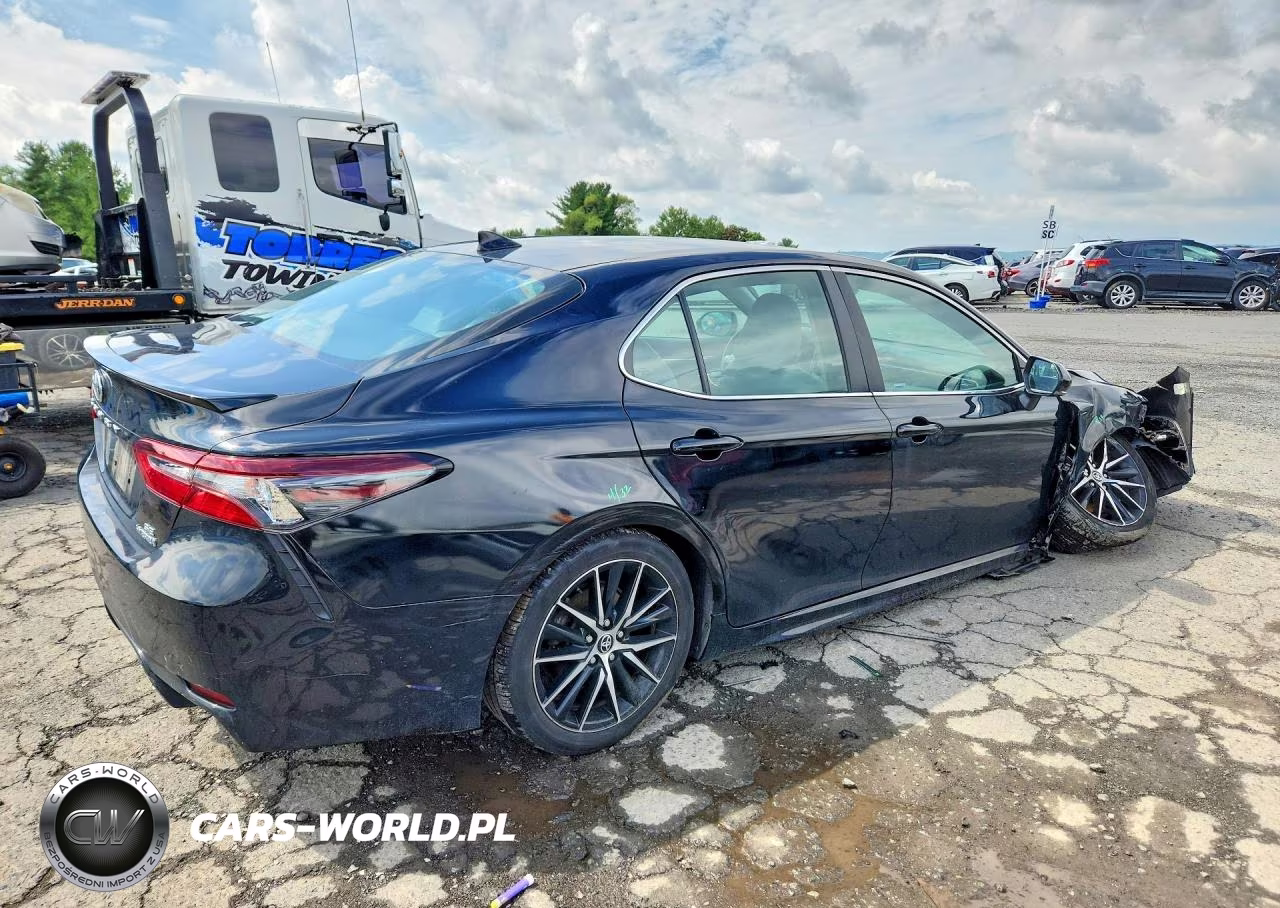 2024 Toyota Camry Hybrid Se VIN:4T1G31AK3RU623383 - 3