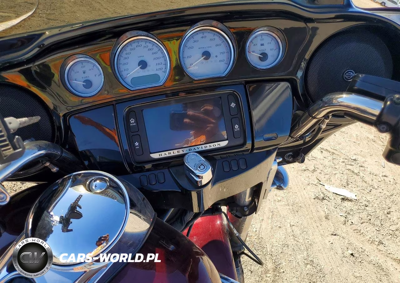 2014 Harley-Davidson Flhxs Street Glide Special VIN:1HD1KRM38EB623934 - 7