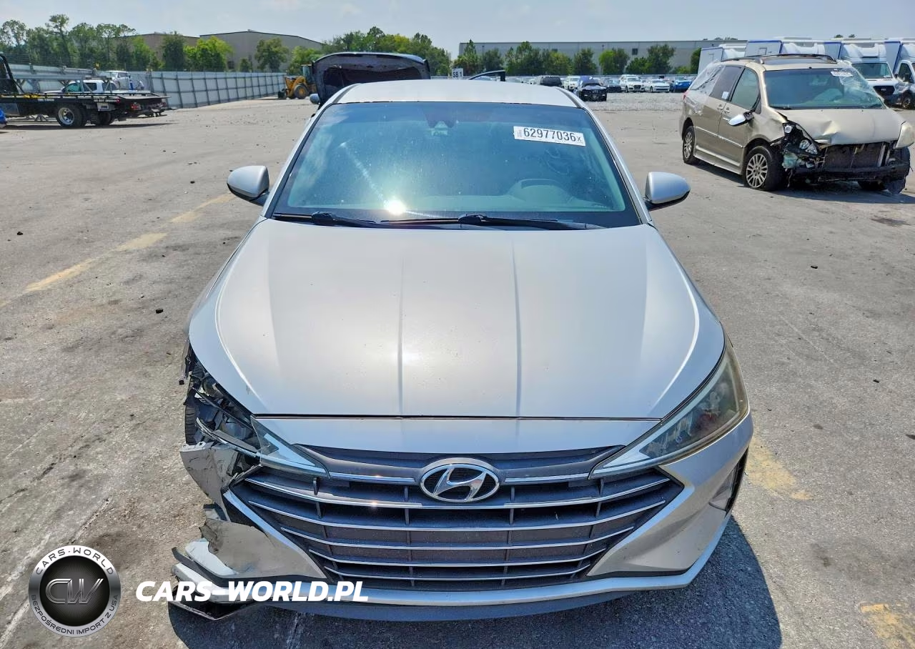 2019 Hyundai Elantra Sel VIN:5NPD84LF0KH454482 - 5