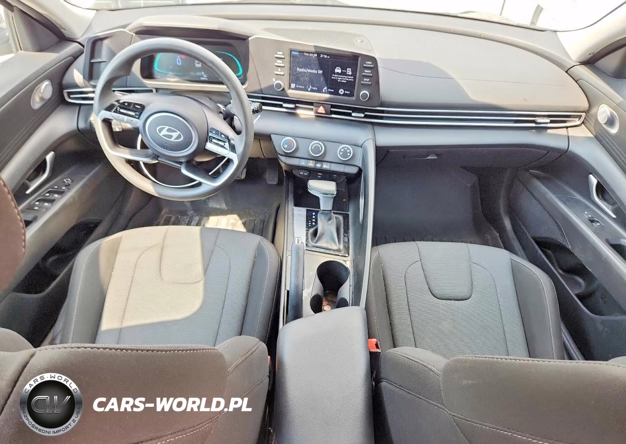 2025 Hyundai Elantra Se VIN:KMHLL4DGXSU049720 - 8
