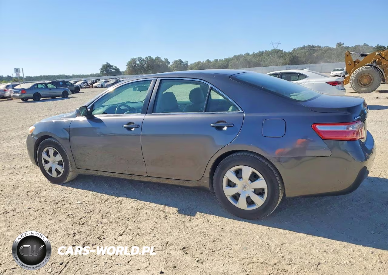 2009 Toyota Camry Le VIN:4T1BE46K59U410613 - 2