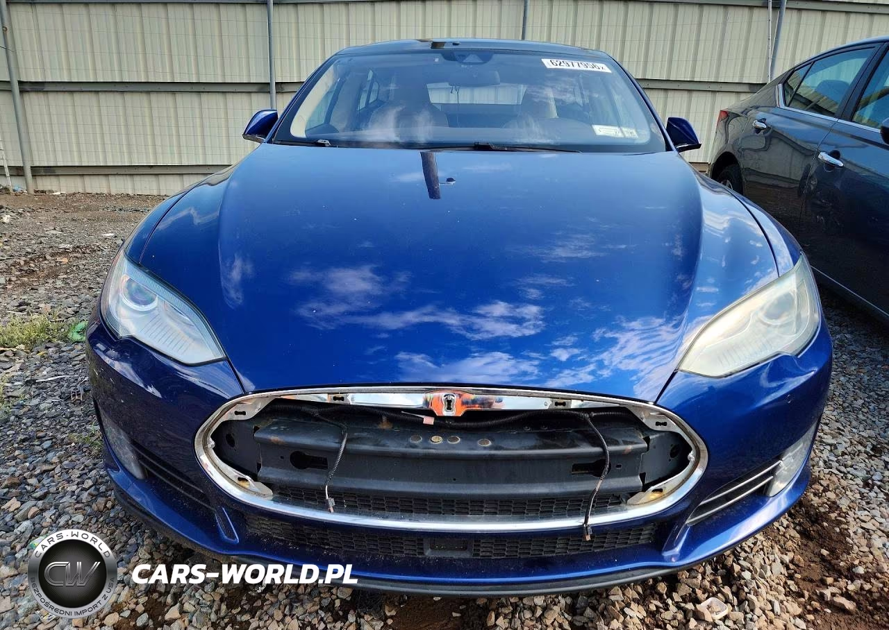 2015 Tesla Model S VIN:5YJSA1E47FF114353 - 5