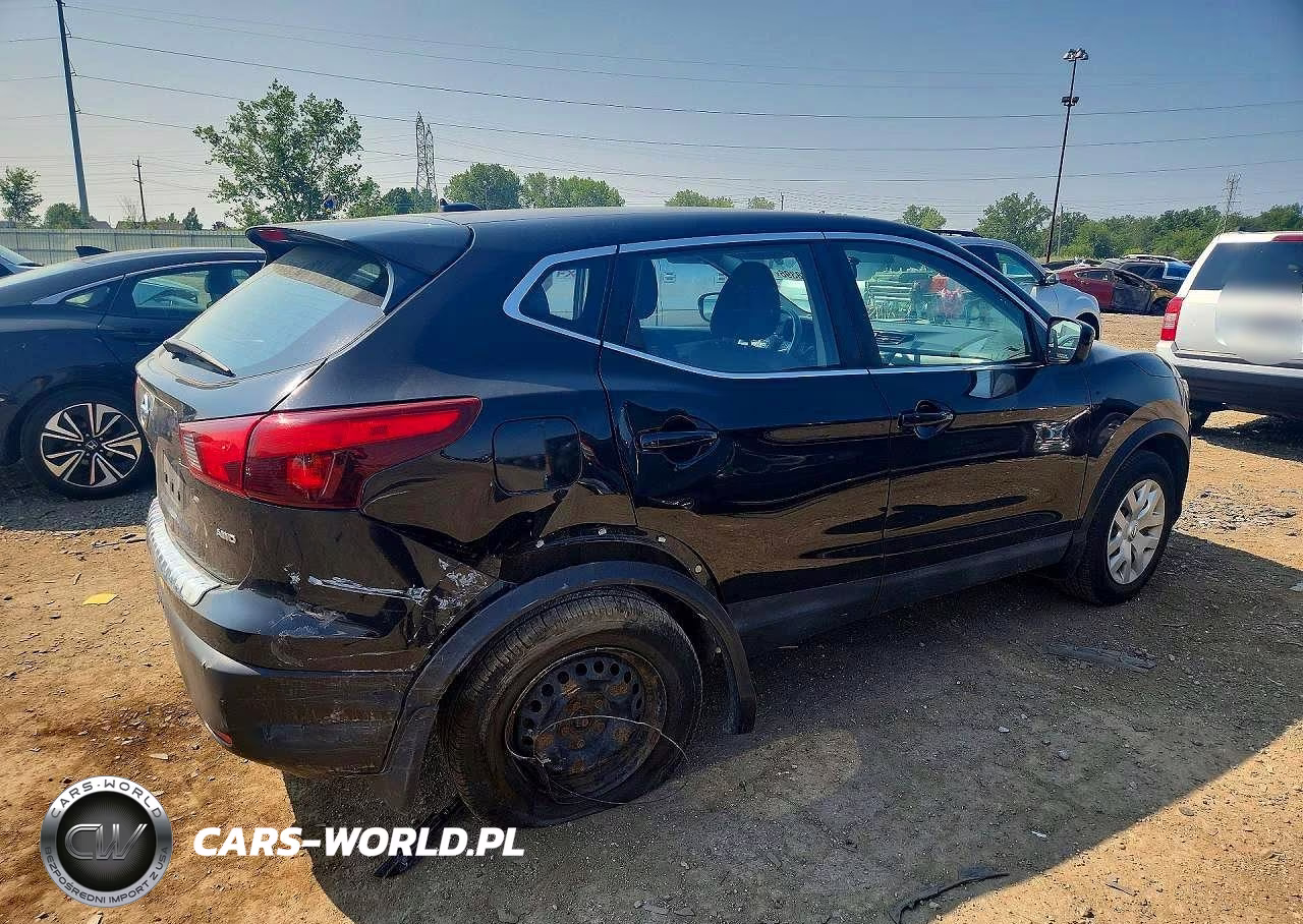 2017 Nissan Rogue Sport S VIN:JN1BJ1CR9HW105752 - 3