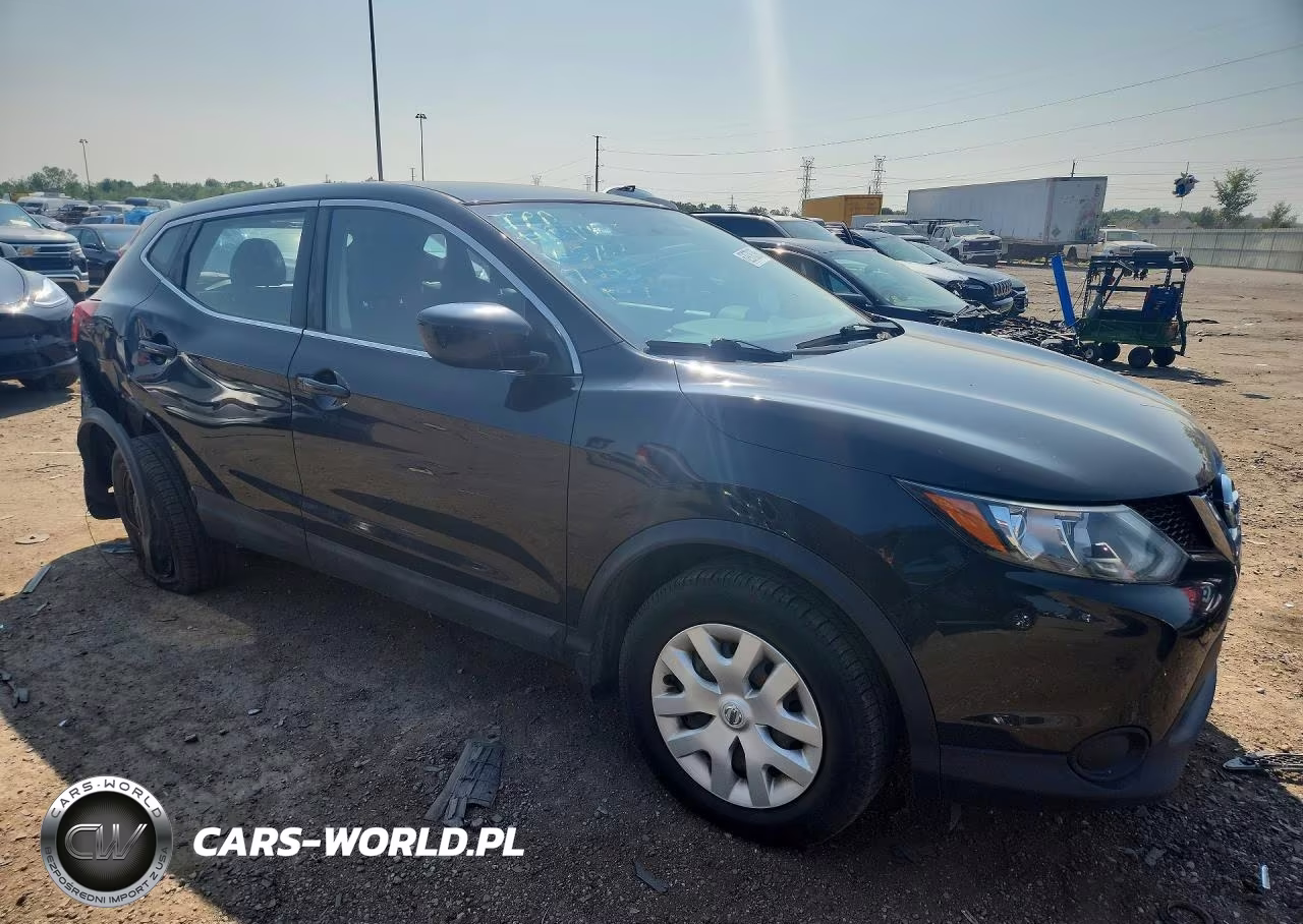2017 Nissan Rogue Sport S VIN:JN1BJ1CR9HW105752 - 4