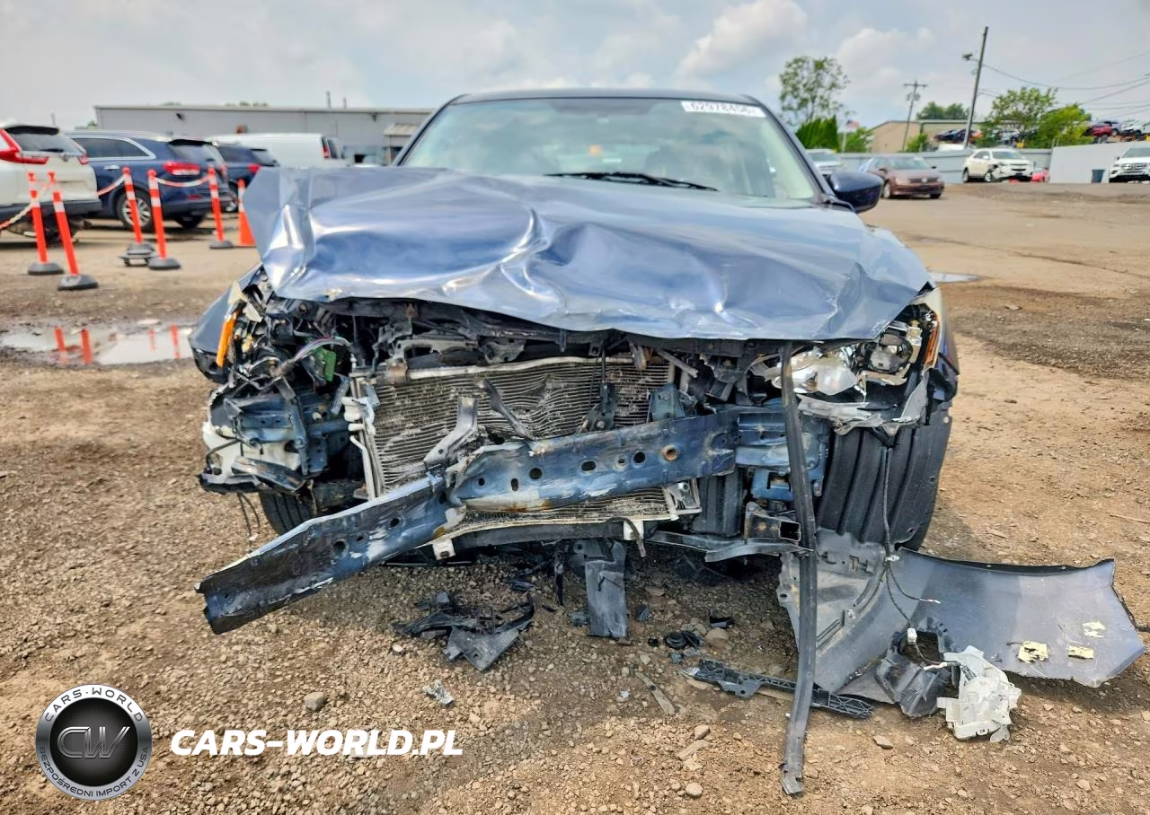 2015 Mazda 3 Touring VIN:JM1BM1L36F1232677 - 5