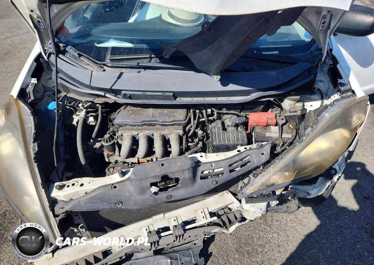 2011 Honda Fit VIN:JHMGE8H34BS011859 - 11