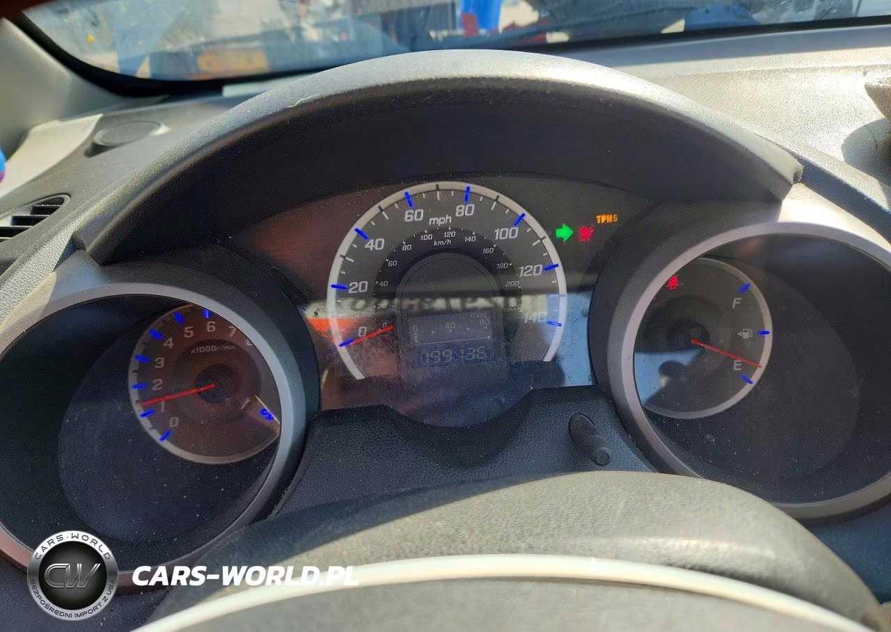 2011 Honda Fit VIN:JHMGE8H34BS011859 - 9