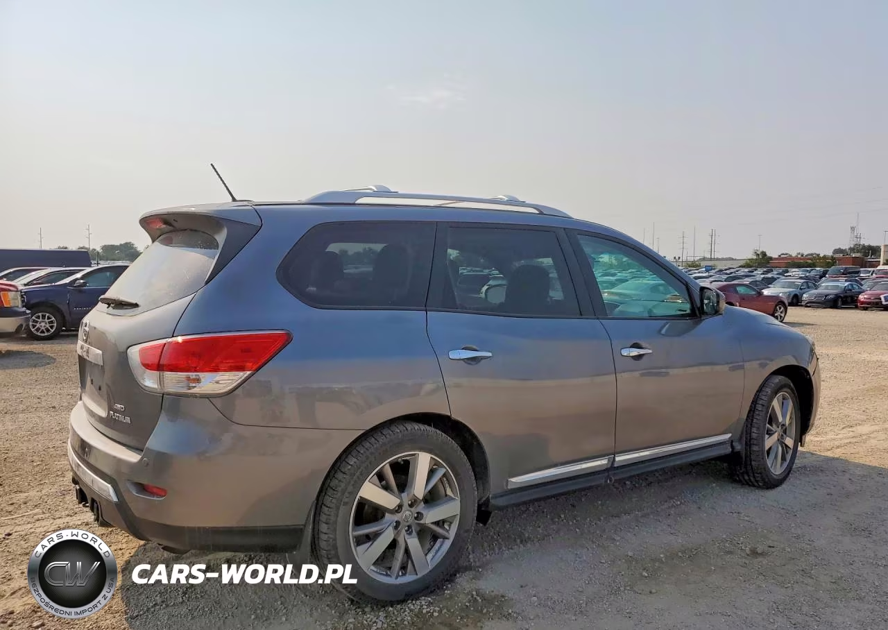 2016 Nissan Pathfinder Platinum VIN:5N1AR2MM0GC654214 - 3