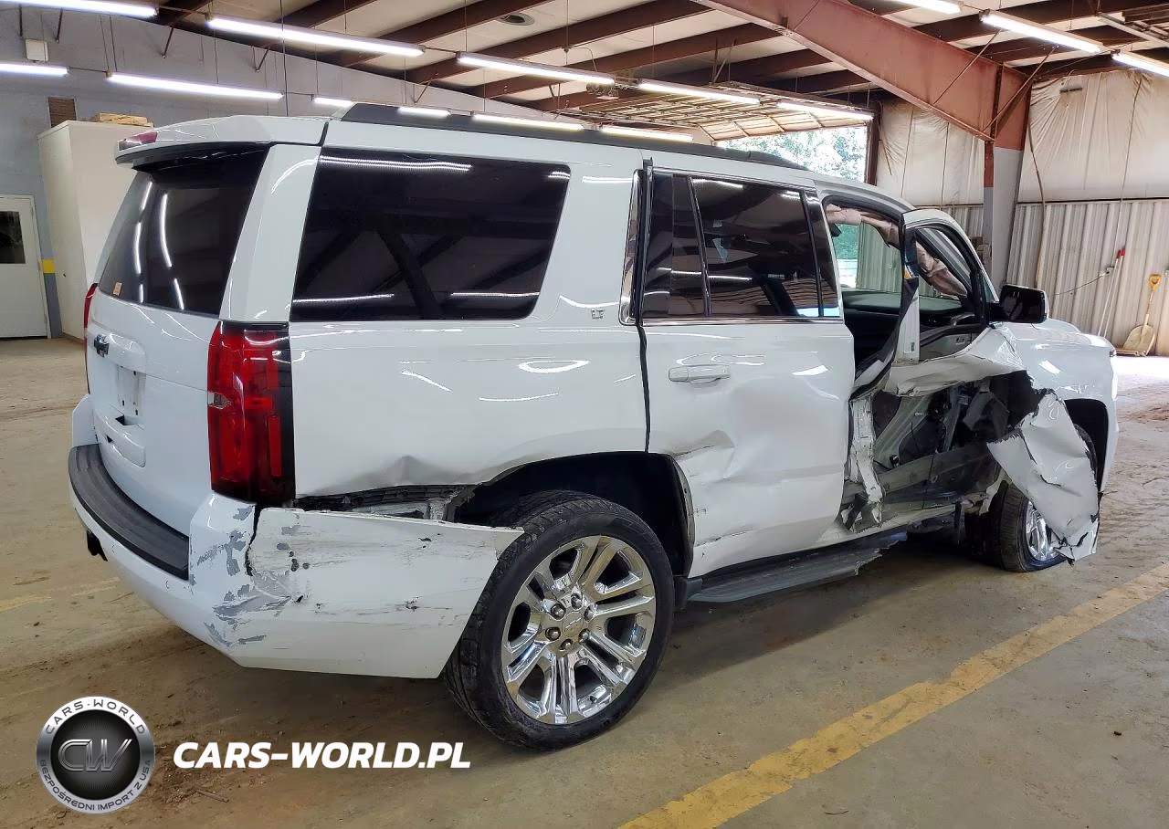 2019 Chevrolet Tahoe K1500 Lt VIN:1GNSKBKC4KR391407 - 3