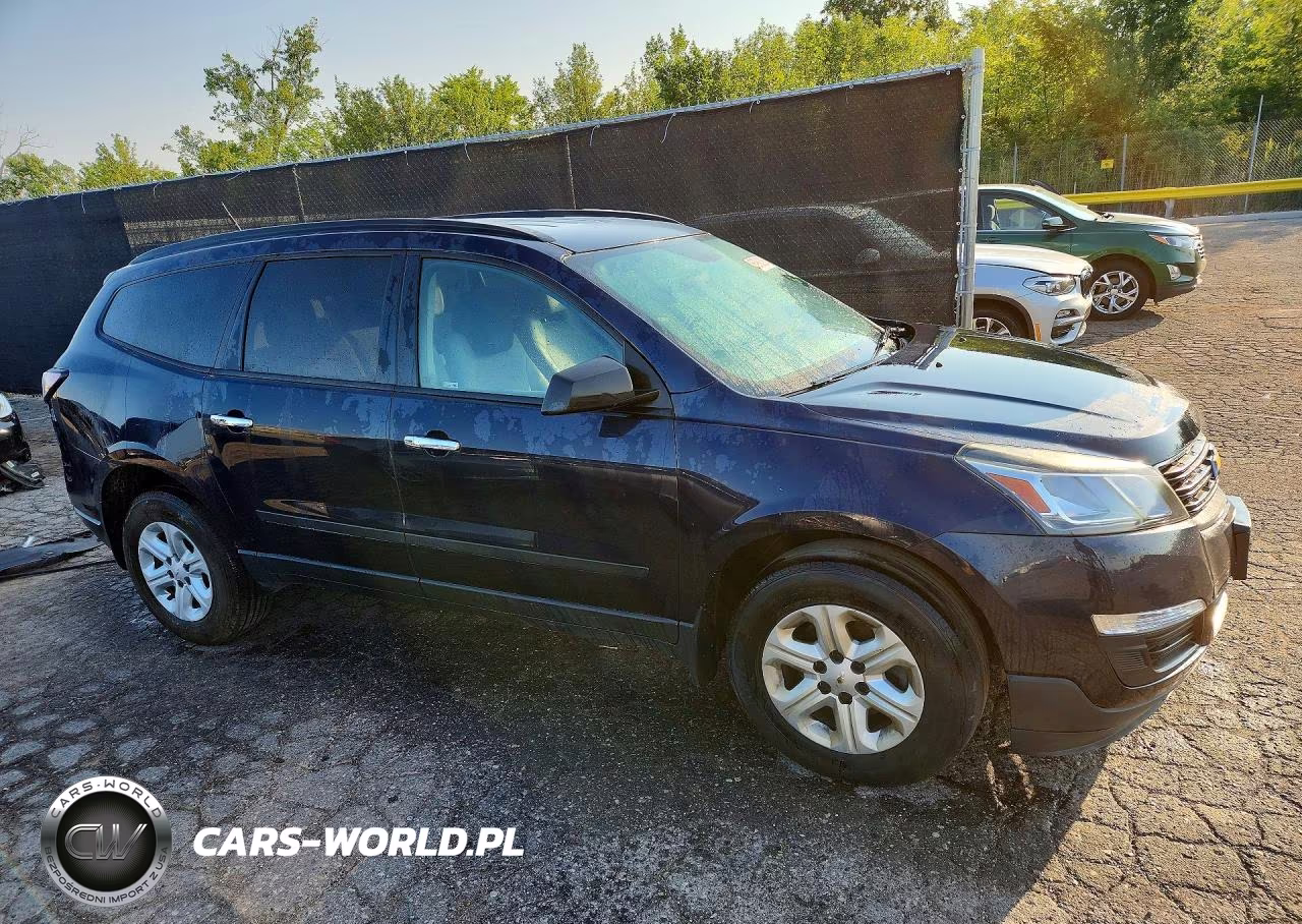 2017 Chevrolet Traverse Ls VIN:1GNKRFEDXHJ203312 - 4