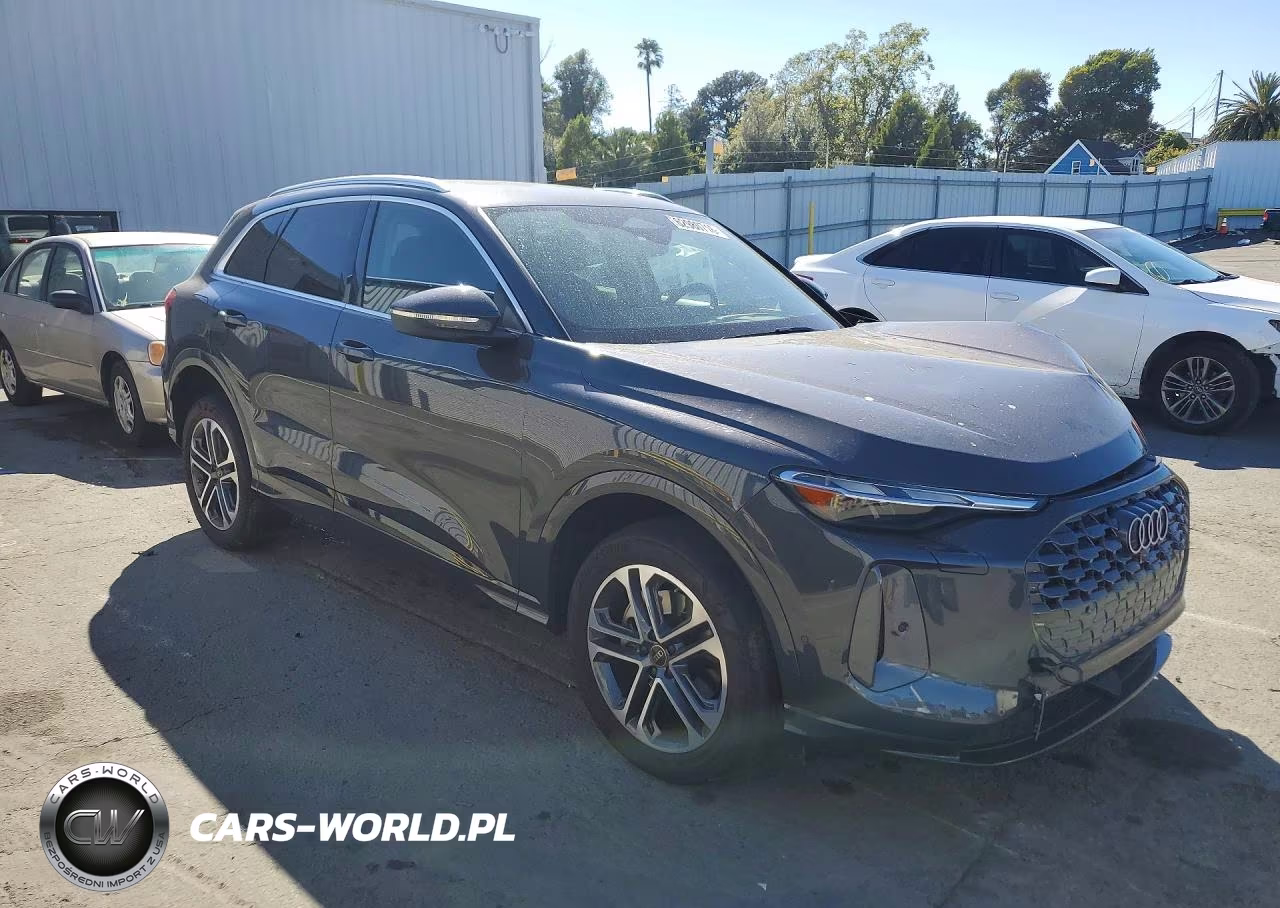 2025 Audi Q5 Premium VIN:WA11AAGU7S2014592 - 4