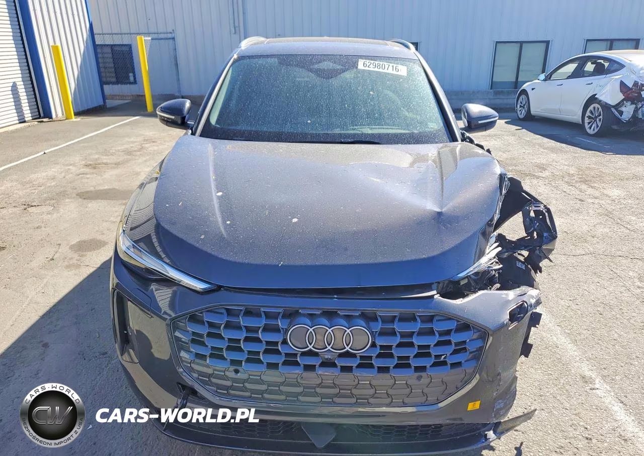 2025 Audi Q5 Premium VIN:WA11AAGU7S2014592 - 5