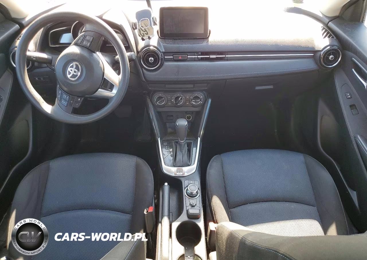 2017 Toyt Yaris VIN:3MYDLBYV0HY182547 - 8