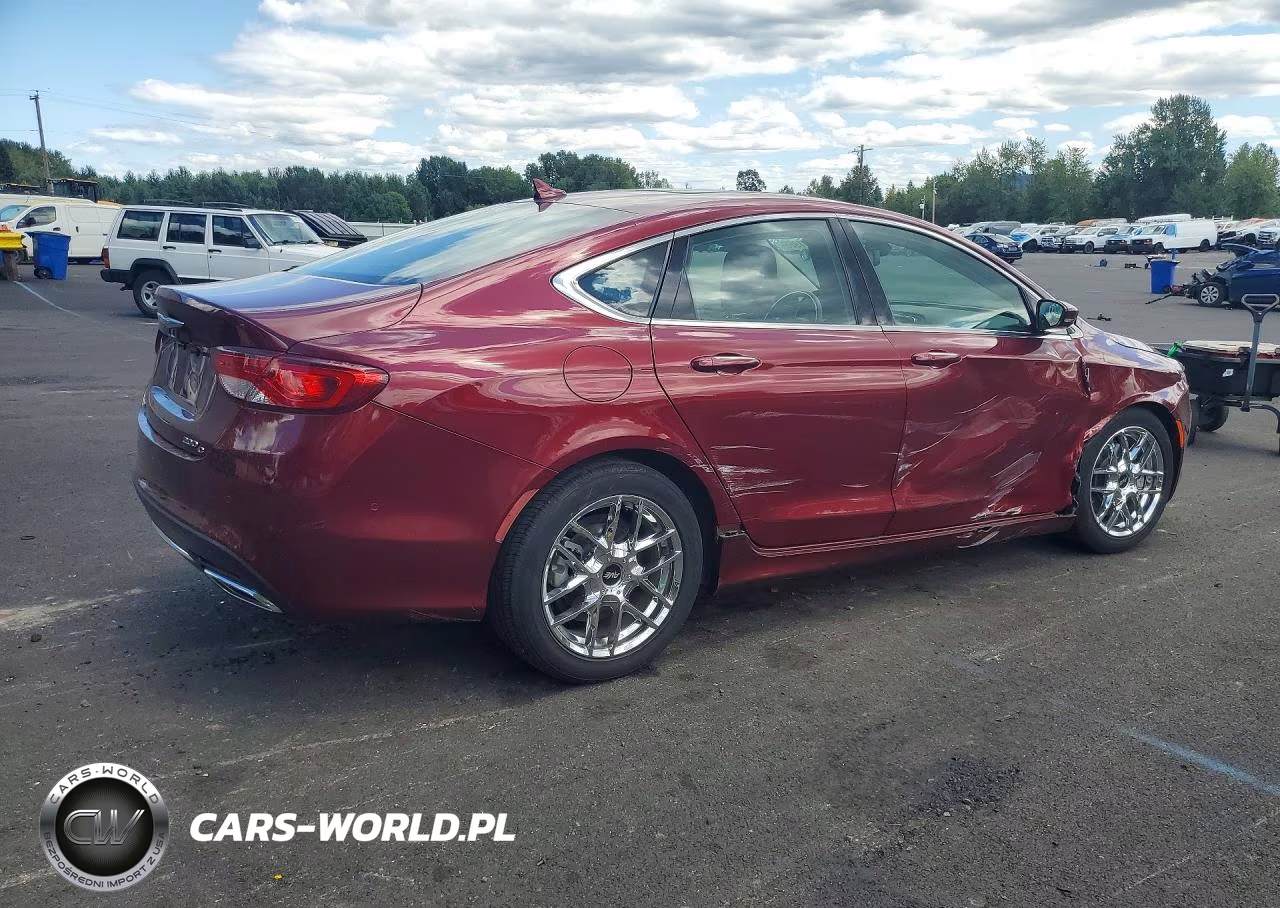 2015 Chrysler 200 C VIN:1C3CCCEG7FN551070 - 3