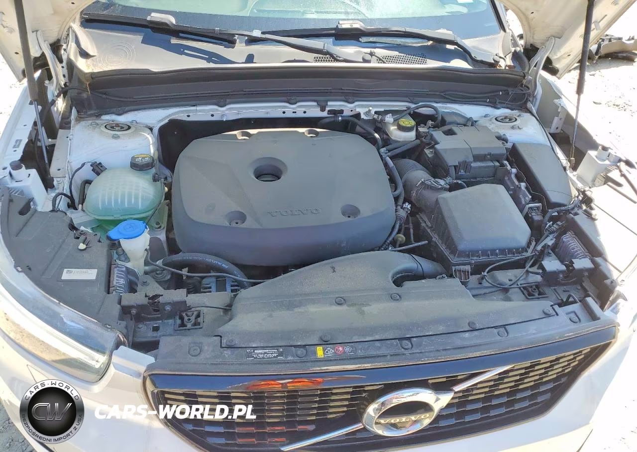2022 Volvo Xc40 T5 R-Design VIN:YV4162UM2N2644717 - 11