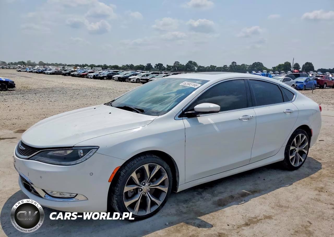 2015 Chrysler 200 C