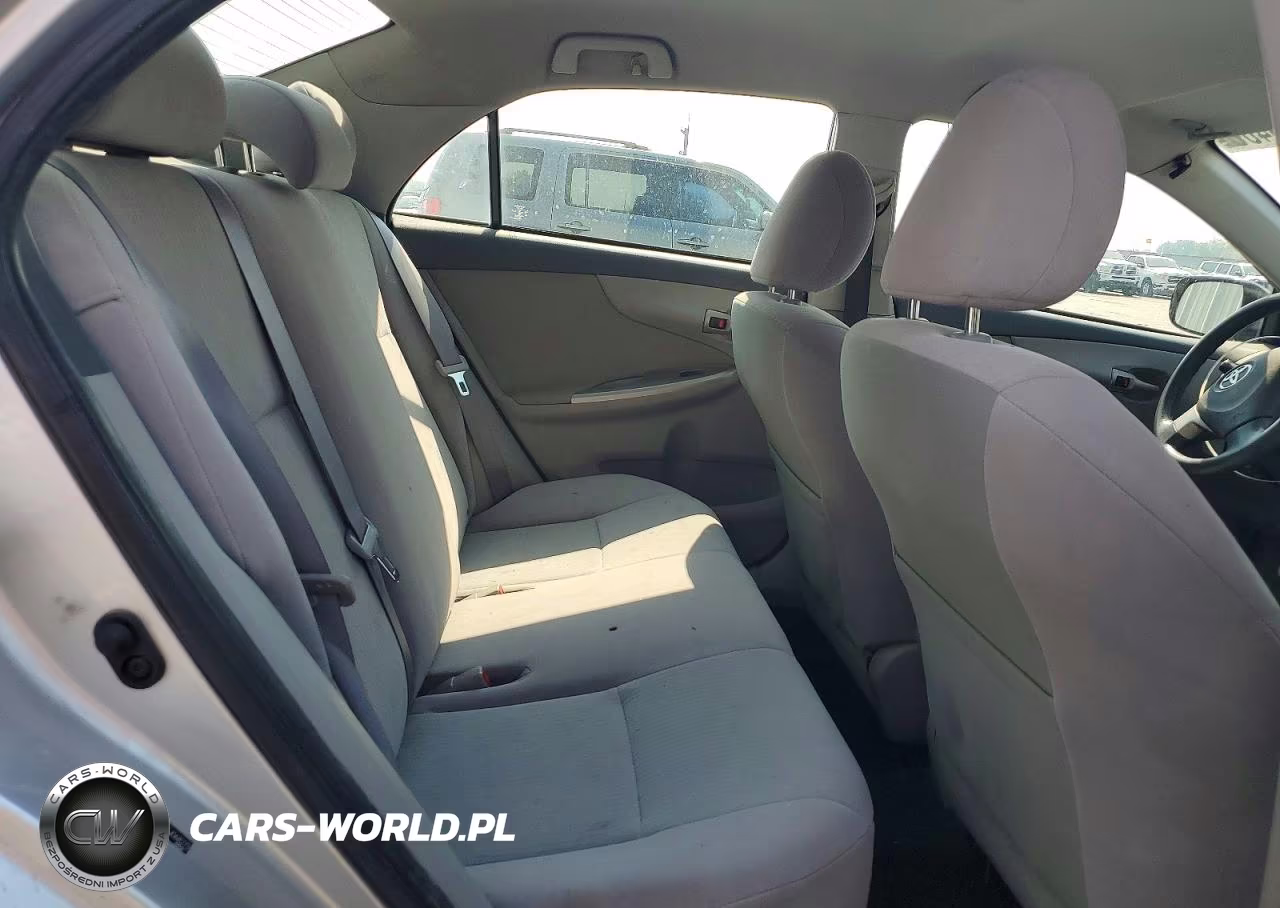 2010 Toyota Corolla Le VIN:JTDBU4EE2AJ068272 - 10