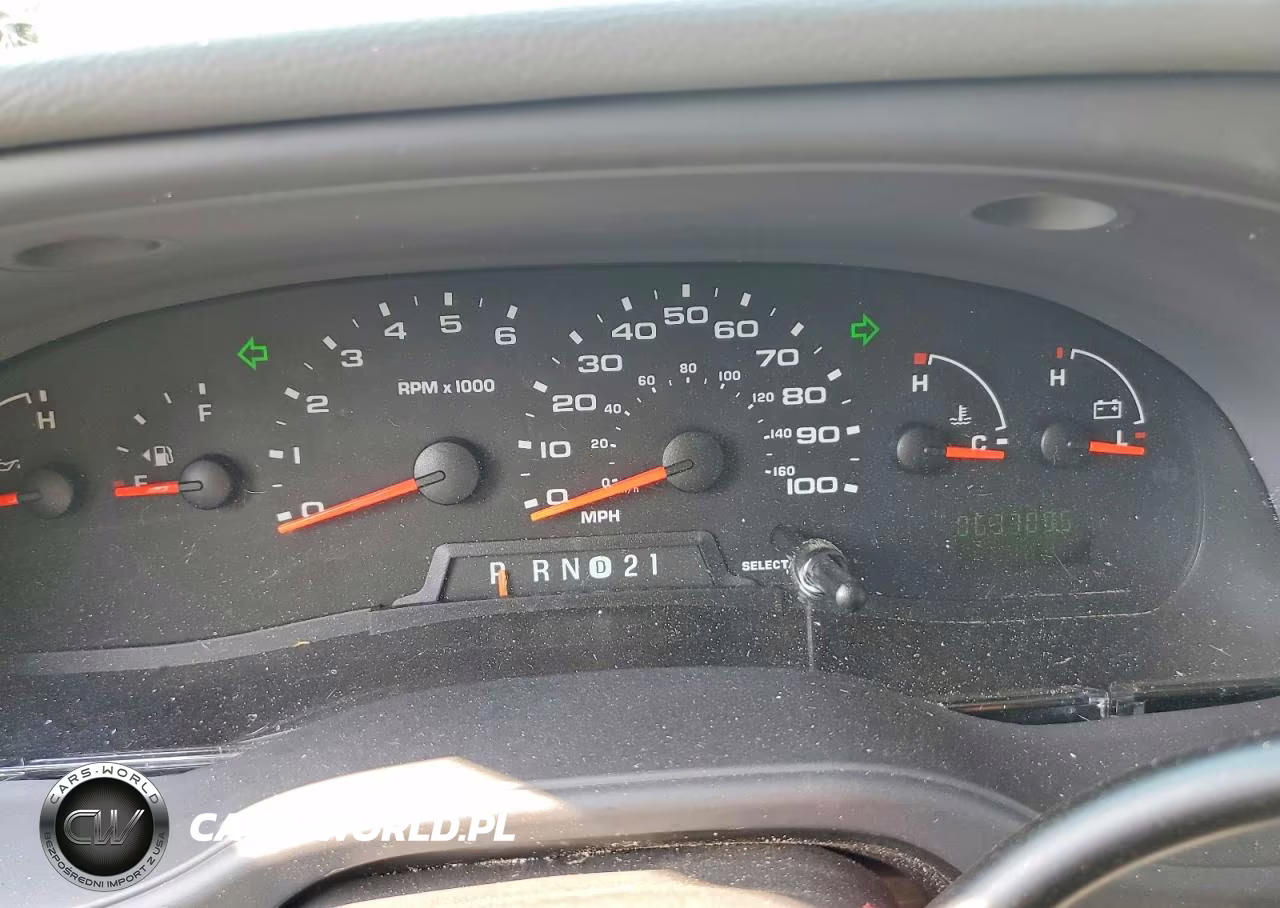 2006 Ford Econoline E350 Super Duty Wagon VIN:1FBNE31L16DB34507 - 9