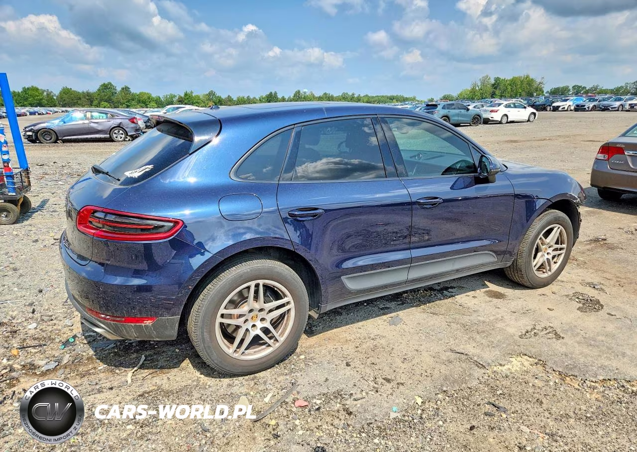 2018 Porsche Macan VIN:WP1AA2A56JLB20844 - 3